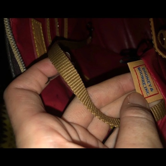 Dooney and Bourke shoulder crossbody bag - Picture 7 of 7